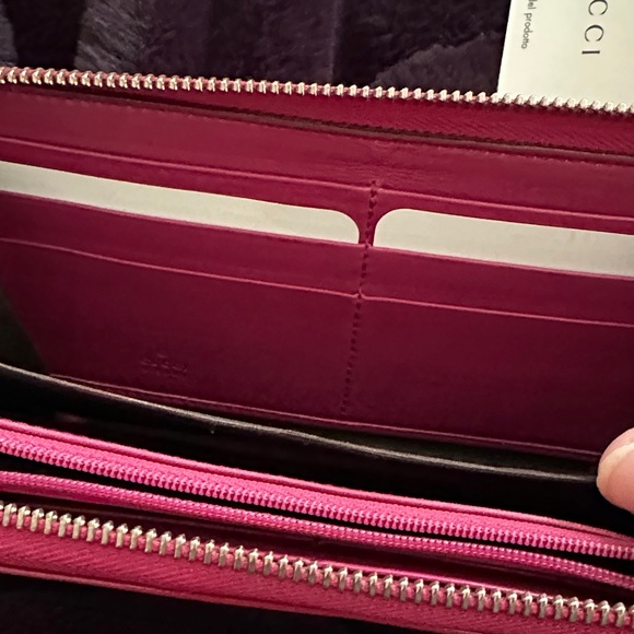 Authentic Gucci Patent Leather Zip Around Long Wallet - Picture 10 of 12